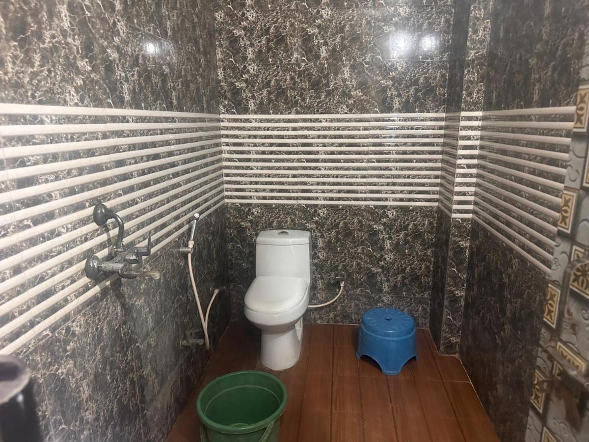 Yamnotri Dham Hotel Vrindávan Kültér fotó